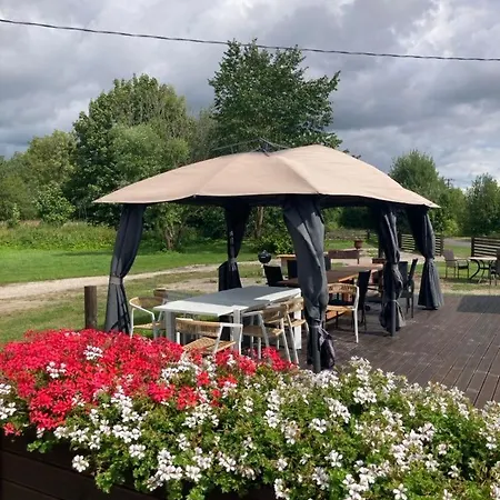 Valgeranna Haerrastemaja 公寓 Audru